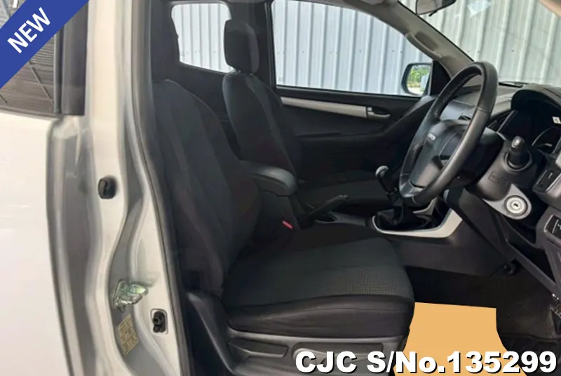 2015 Isuzu / D-Max Stock No. 135299