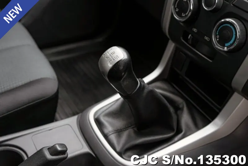 Isuzu D-Max in Black for Sale Image 9