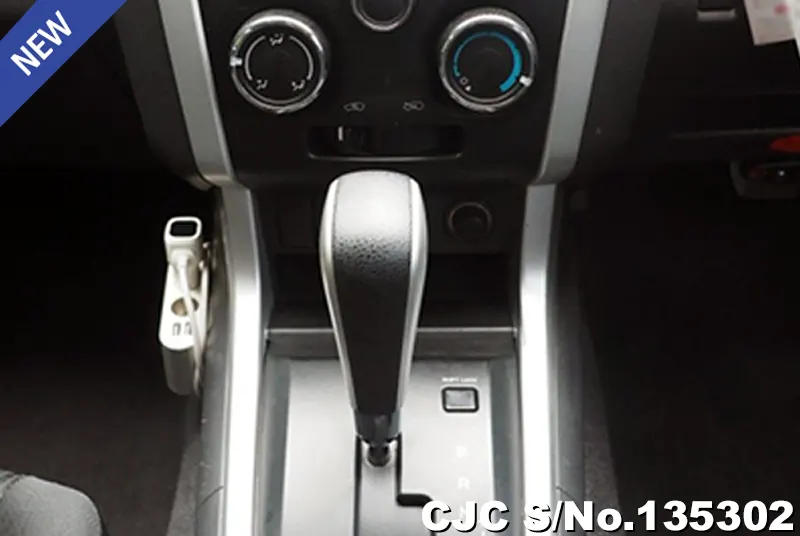 Isuzu D-Max in Black for Sale Image 6