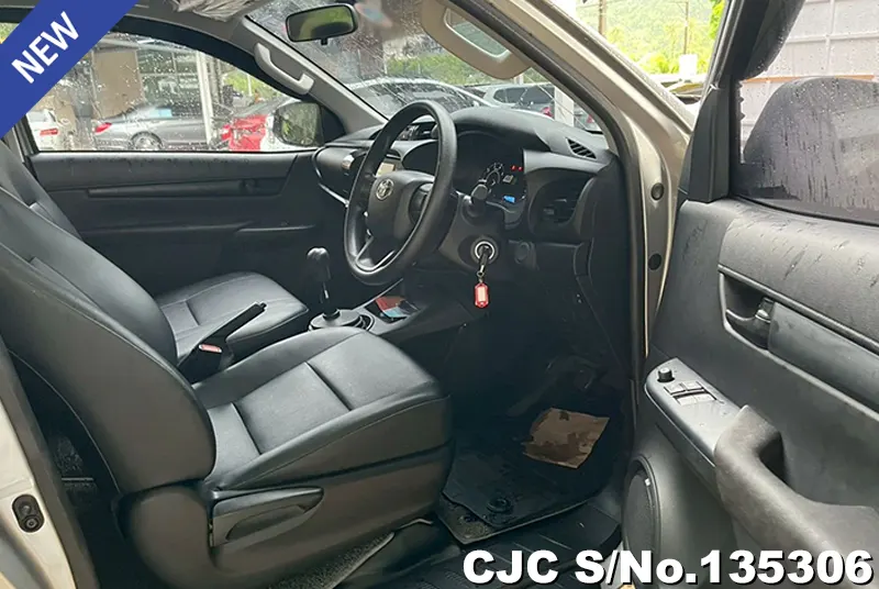 2022 Toyota / Hilux / Revo Stock No. 135306