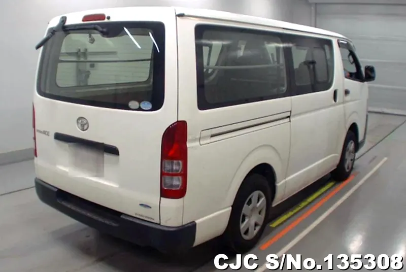 2016 Toyota / Hiace Stock No. 135308