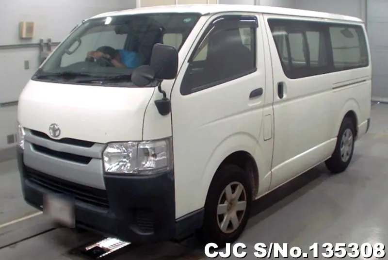 2016 Toyota / Hiace Stock No. 135308