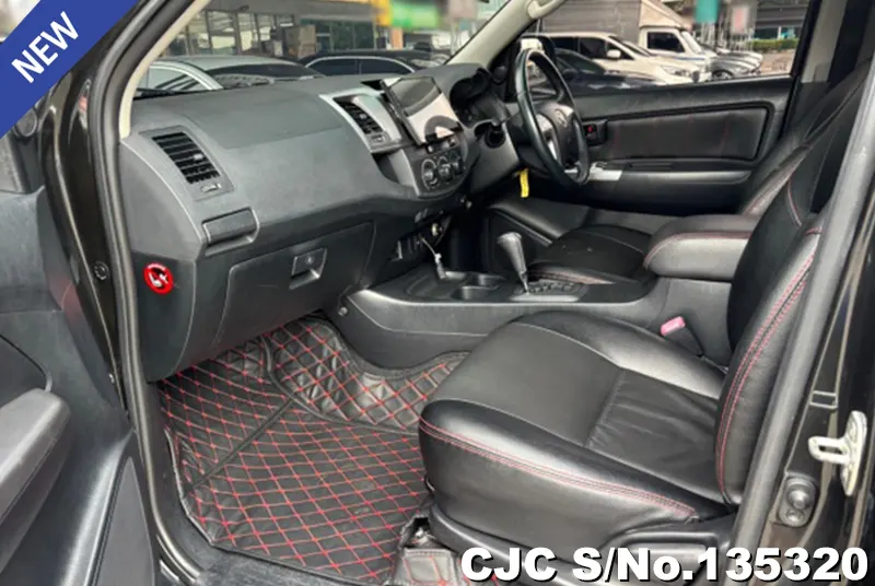 2013 Toyota / Hilux / Vigo Stock No. 135320