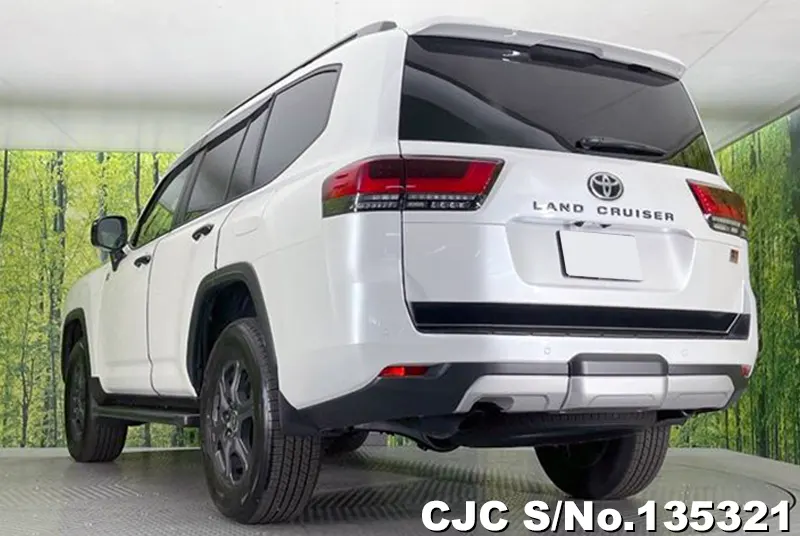2025 Toyota / Land Cruiser Stock No. 135321