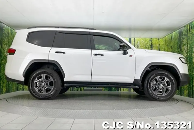 2025 Toyota / Land Cruiser Stock No. 135321
