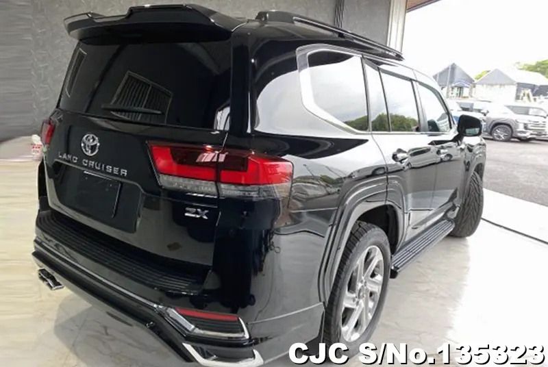 2025 Toyota / Land Cruiser Stock No. 135323