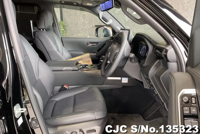 2025 Toyota / Land Cruiser Stock No. 135323