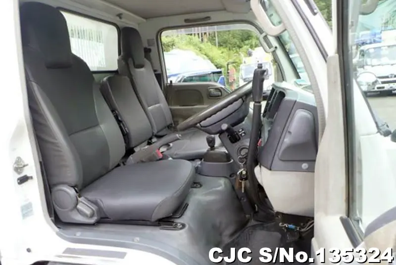 2008 Mazda / Titan Stock No. 135324