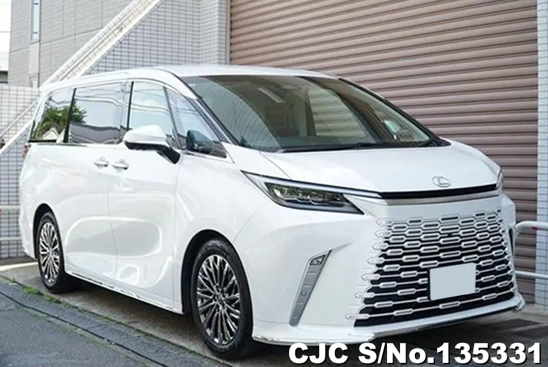 2025 Lexus / LM500h Stock No. 135331