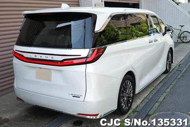 2025 Lexus / LM500h Stock No. 135331