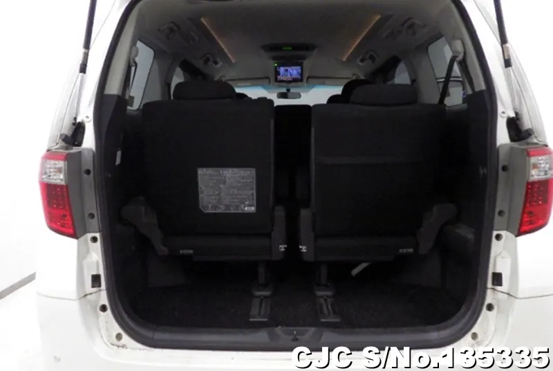 2012 Toyota / Alphard Stock No. 135335