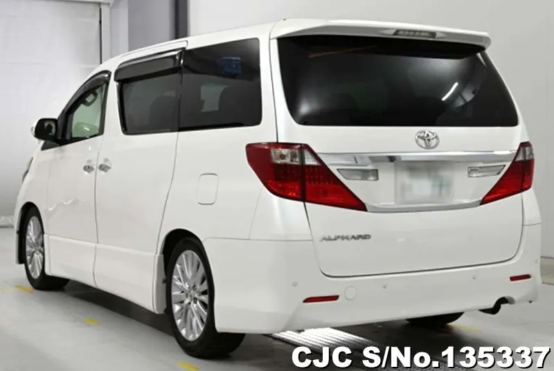 2012 Toyota / Alphard Stock No. 135337