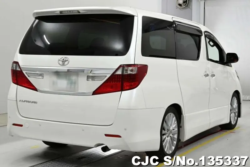 2012 Toyota / Alphard Stock No. 135337