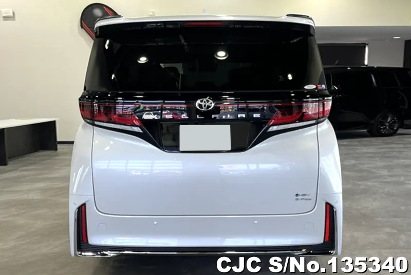 2023 Toyota / Vellfire Stock No. 135340