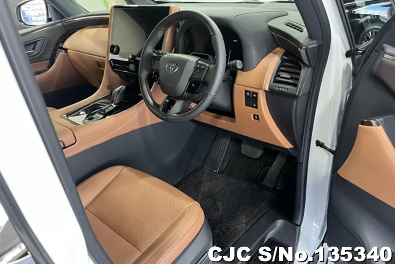 2023 Toyota / Vellfire Stock No. 135340