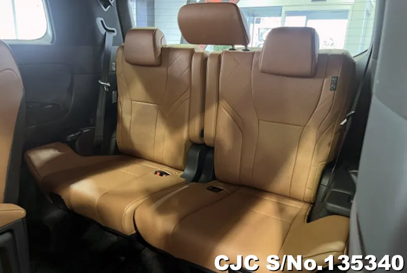 2023 Toyota / Vellfire Stock No. 135340
