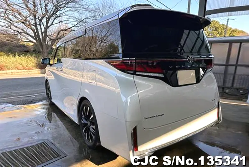 2024 Toyota / Vellfire Stock No. 135341