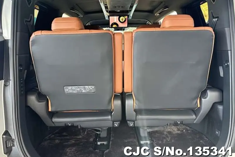 2024 Toyota / Vellfire Stock No. 135341