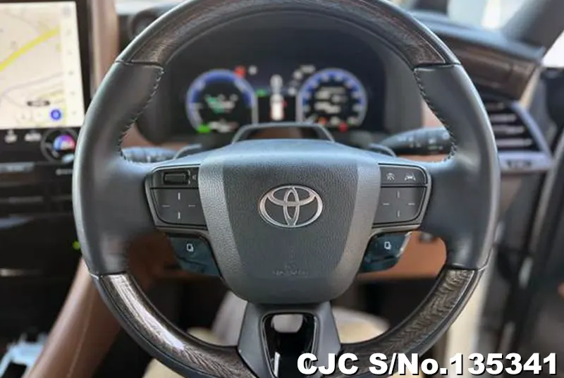 2024 Toyota / Vellfire Stock No. 135341