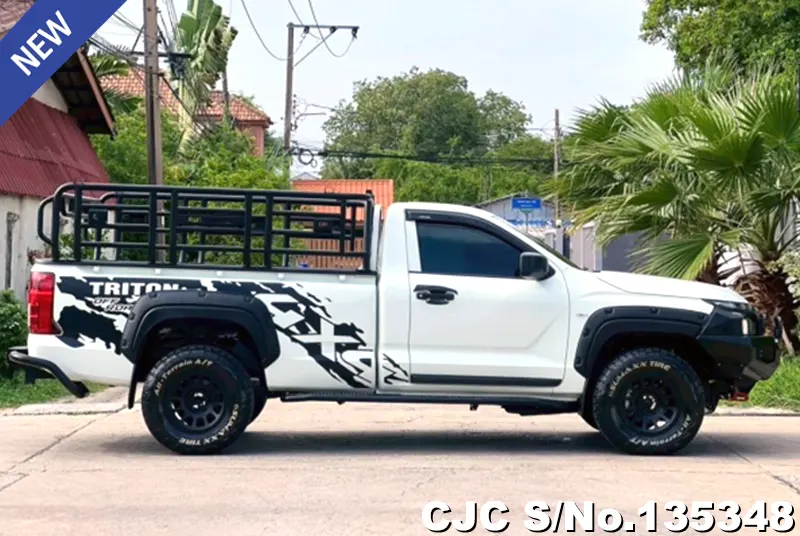2025 Mitsubishi / Triton Stock No. 135348