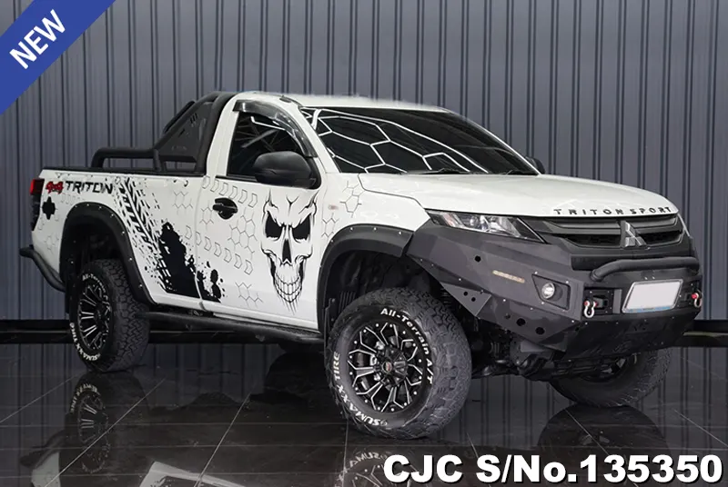 2022 Mitsubishi / Triton Stock No. 135350