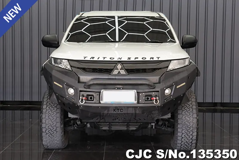 2022 Mitsubishi / Triton Stock No. 135350