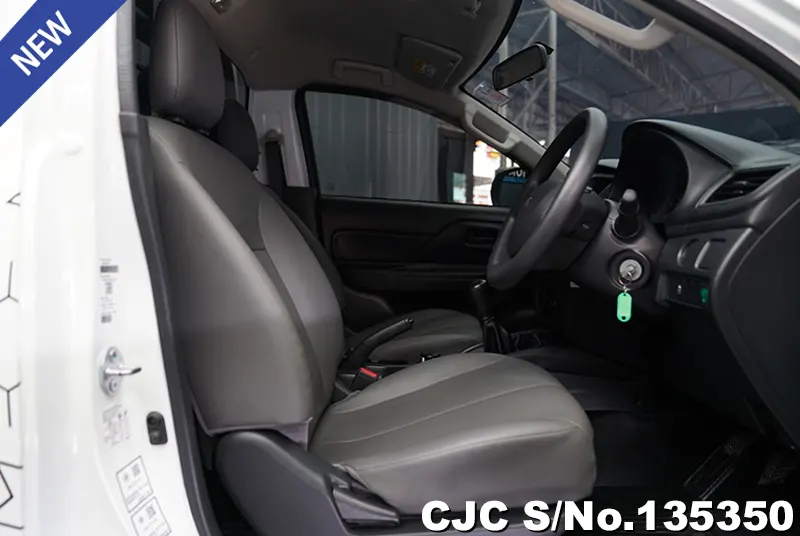 2022 Mitsubishi / Triton Stock No. 135350