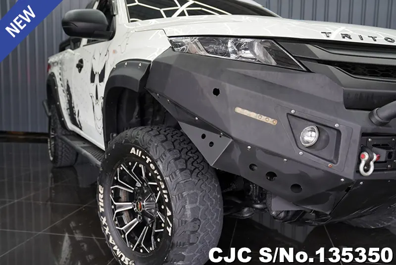 2022 Mitsubishi / Triton Stock No. 135350