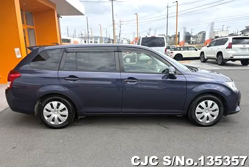 2015 Toyota / Corolla Fielder Stock No. 135357