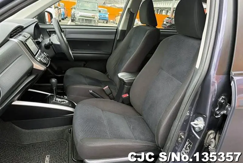 2015 Toyota / Corolla Fielder Stock No. 135357