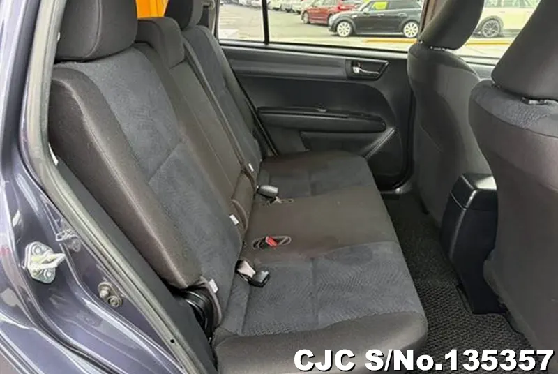 2015 Toyota / Corolla Fielder Stock No. 135357