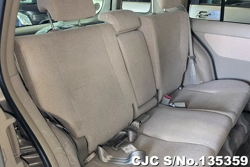 2003 Toyota / Raum Stock No. 135359