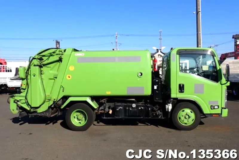 2016 Isuzu / Elf Stock No. 135366