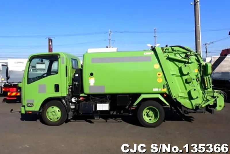 2016 Isuzu / Elf Stock No. 135366
