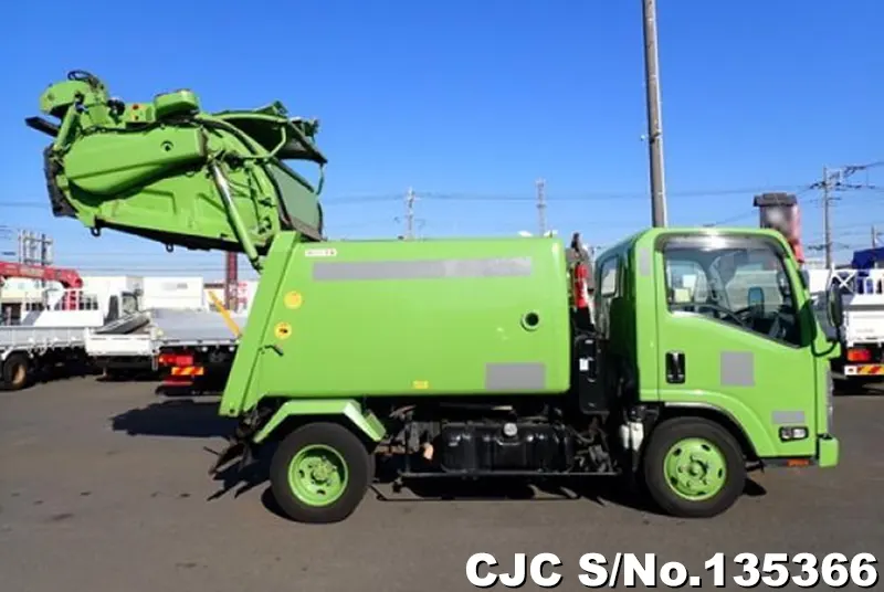 2016 Isuzu / Elf Stock No. 135366