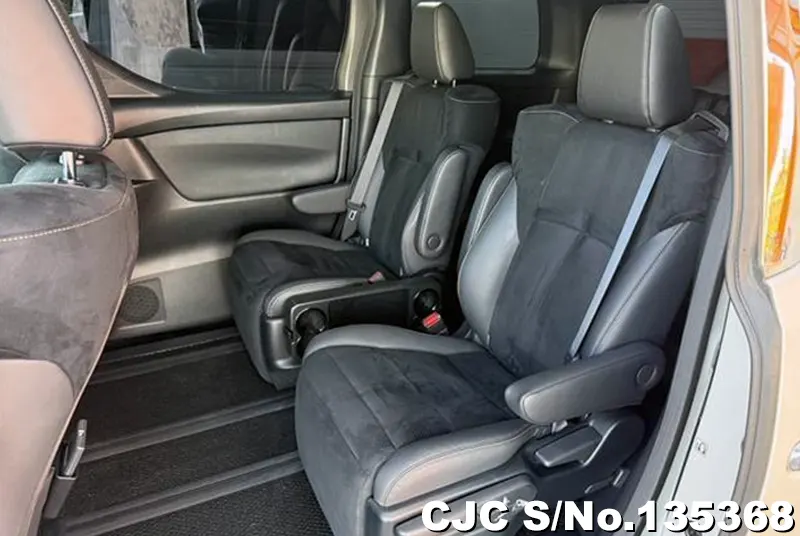 2023 Toyota / Vellfire Stock No. 135368