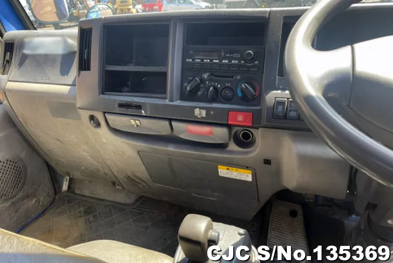 2010 Mazda / Titan Stock No. 135369