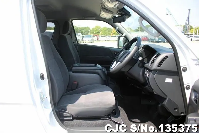2026 Toyota / Hiace Stock No. 135375