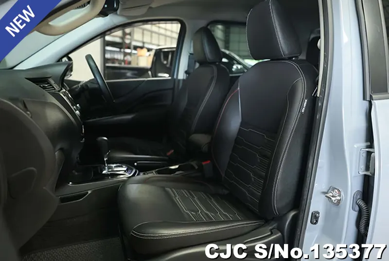 Nissan Navara in Stealth Grey for Sale Image 9