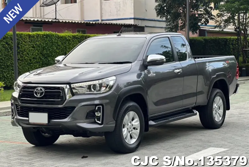 2019 Toyota / Hilux / Revo Stock No. 135379