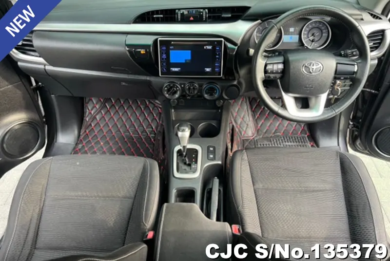 2019 Toyota / Hilux / Revo Stock No. 135379
