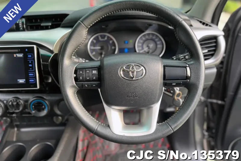 2019 Toyota / Hilux / Revo Stock No. 135379