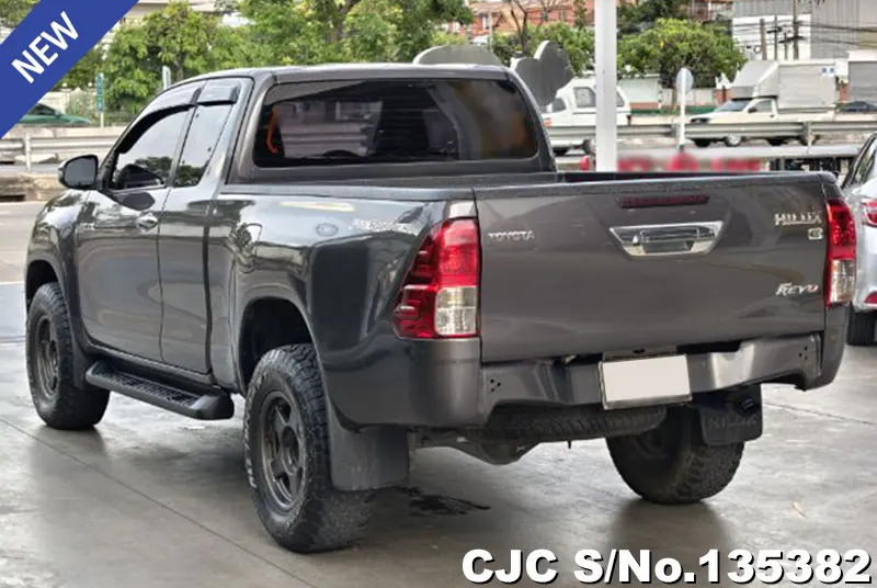 2020 Toyota / Hilux / Revo Stock No. 135382