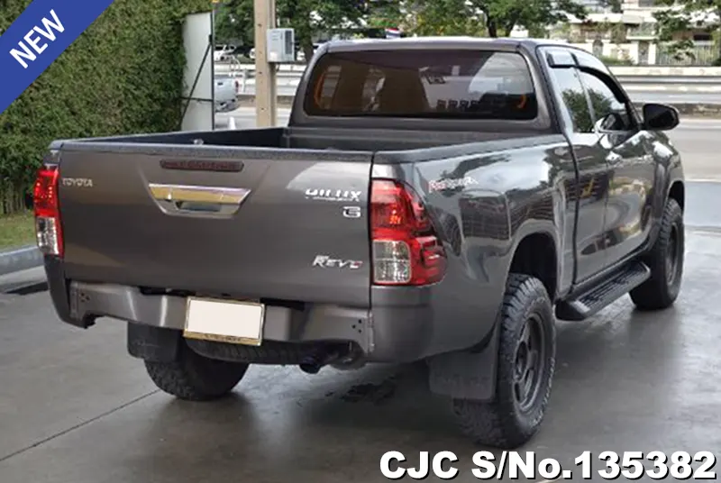 2020 Toyota / Hilux / Revo Stock No. 135382