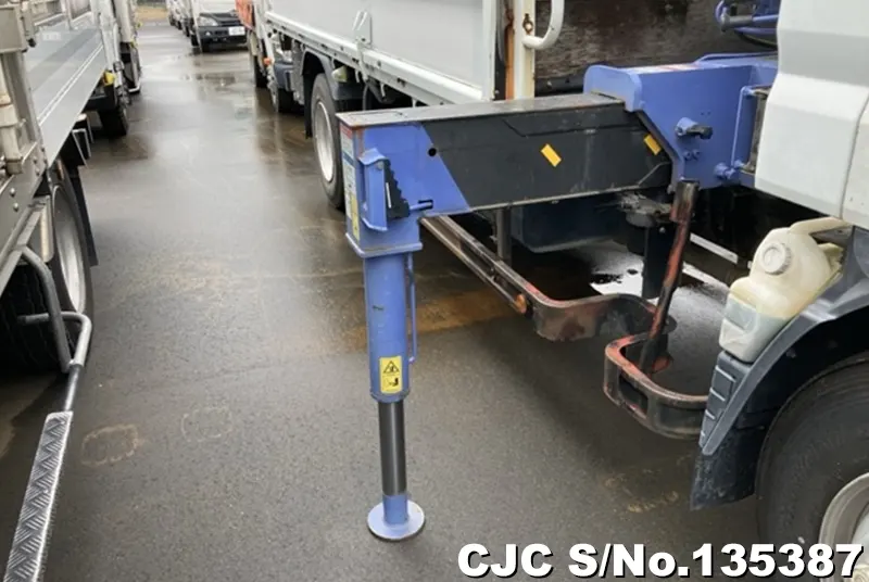 2009 Mitsubishi / Canter Stock No. 135387