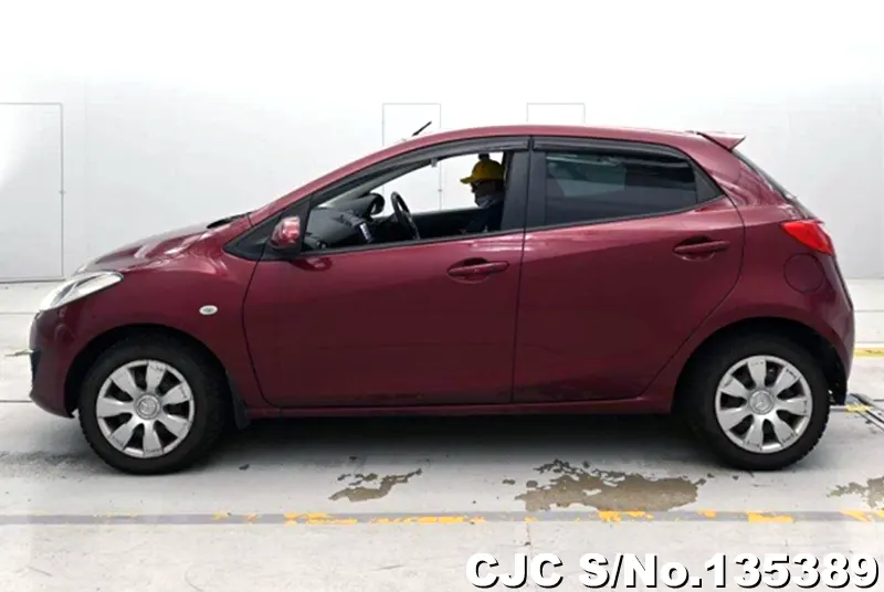 2013 Mazda / Demio Stock No. 135389