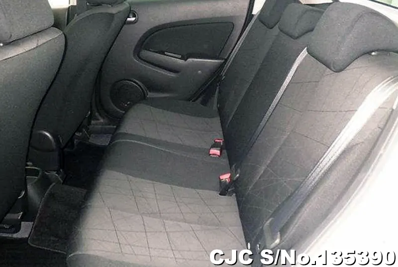 2013 Mazda / Demio Stock No. 135390