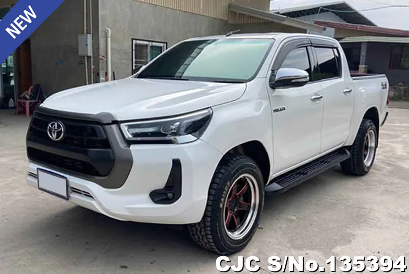 2017 Toyota / Hilux / Revo Stock No. 135394