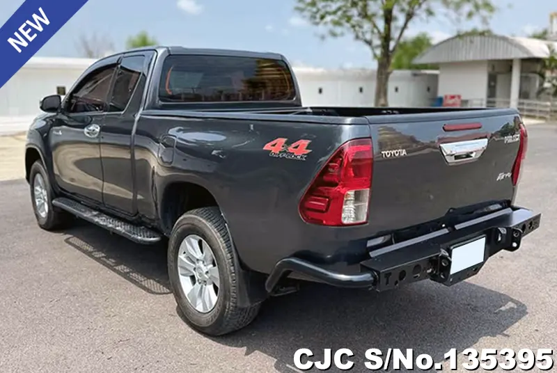 2018 Toyota / Hilux / Revo Stock No. 135395