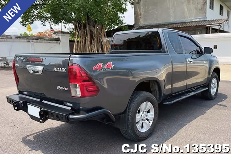 2018 Toyota / Hilux / Revo Stock No. 135395